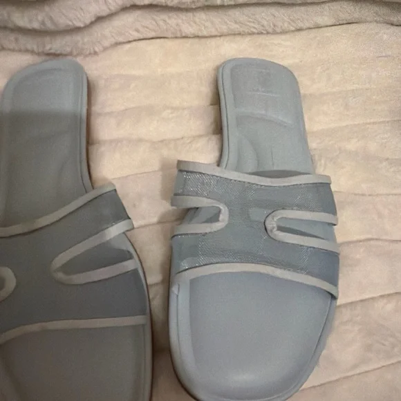 Dolce Vita Pale Blue Slide Sandals - Picture 2 of 5